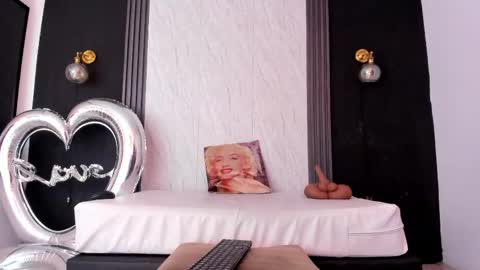 Yummyduo online show from May 2026 11:07:01 AM
