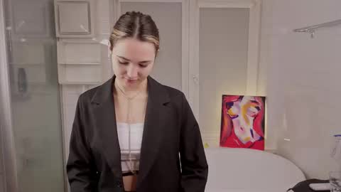 Emily online show from February 2026 04:55:01 PM