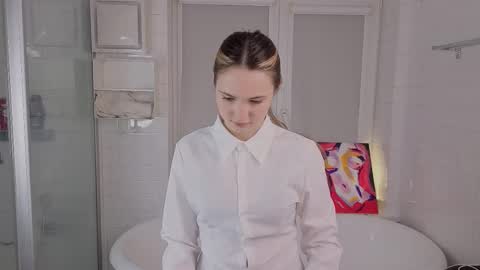 Emily online show from February 2026 04:49:02 PM