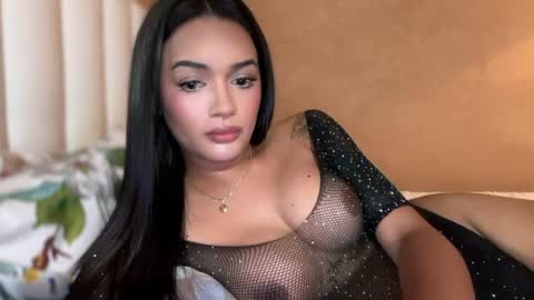 Snapshot of yummyrenalyn chatting on June 2026 08:11:01 PM Goddes Renalyn online show from June 2026 08:11:01 PM