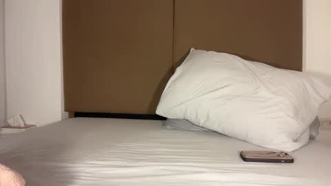 Snapshot of yuna_22 chatting on October 2025 11:43:02 AM Luna online show from October 2025 11:43:02 AM