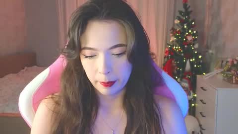 Snapshot of yuna_sunshy chatting on December 2025 12:48:01 AM Yuna online show from December 2025 12:48:01 AM