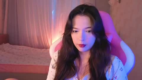 Snapshot of yuna_sunshy chatting on April 2026 02:51:02 AM Yuna online show from April 2026 02:51:02 AM
