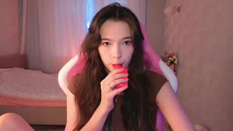 Snapshot of yuna_sunshy chatting on May 2026 01:13:02 AM Yuna online show from May 2026 01:13:02 AM
