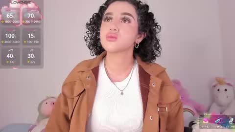 yunahott_ online show from June 2026 05:57:01 AM