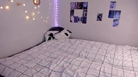 Yuna online show from January 2026 12:32:02 PM