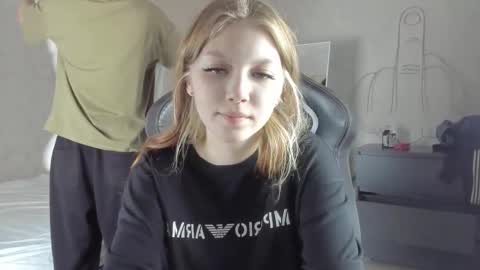 yunarosee online show from September 2025 04:29:02 PM