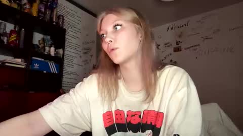 yunarosee online show from January 2026 08:01:02 PM