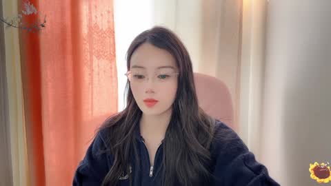 Snapshot of yuner0715 chatting on December 2024 06:14:02 AM YunEr online show from December 2024 06:14:02 AM