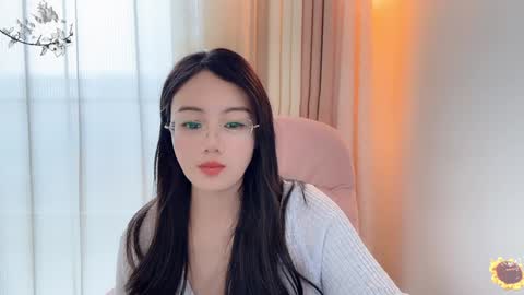 Snapshot of yuner0715 chatting on December 2024 05:42:01 AM YunEr online show from December 2024 05:42:01 AM