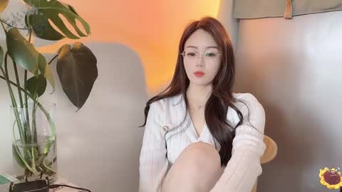 Snapshot of yuner0715 chatting on February 2025 06:40:01 AM YunEr online show from February 2025 06:40:01 AM