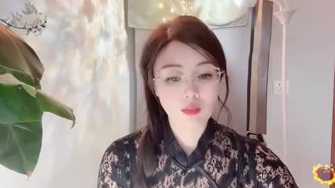 Snapshot of yuner0715 chatting on March 2025 06:04:02 AM YunEr online show from March 2025 06:04:02 AM