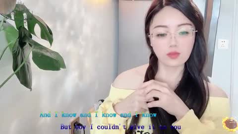 Snapshot of yuner0715 chatting on March 2025 04:21:01 AM YunEr online show from March 2025 04:21:01 AM