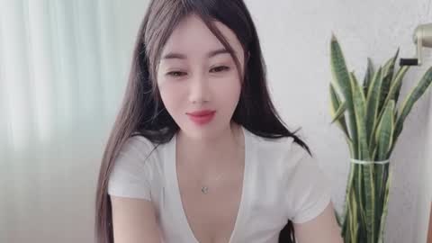 Snapshot of yuner0715 chatting on September 2025 03:06:02 AM YunEr online show from September 2025 03:06:02 AM