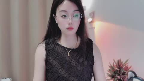 YunEr online show from May 2026 01:54:02 PM