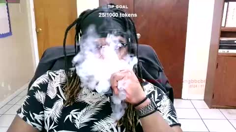 Snapshot of yungbbcbro chatting on December 2024 05:26:02 AM Octavian online show from December 2024 05:26:02 AM