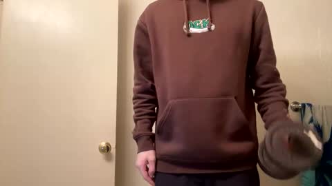 yungstudbev online show from December 2024 11:46:02 PM