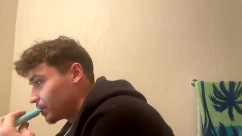 yungstudbev online show from December 2024 07:28:02 AM