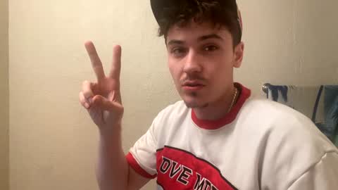 yungstudbev online show from December 2024 08:15:02 AM