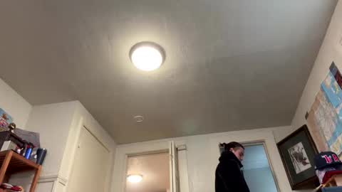 yungstudbev online show from March 2026 08:01:01 PM