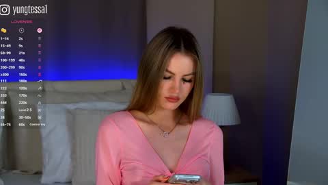 Tessa online show from May 2026 06:42:02 PM