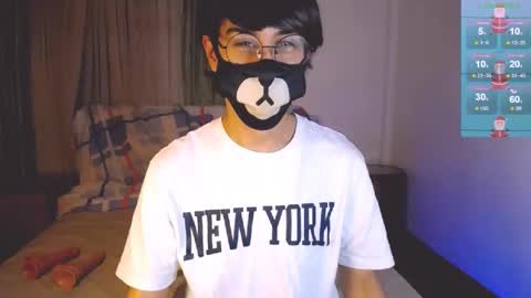 Snapshot of yuniorb chatting on December 2024 03:38:02 AM the puppy boy online show from December 2024 03:38:02 AM