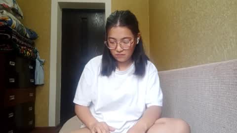 Yuna online show from November 2025 04:23:02 AM