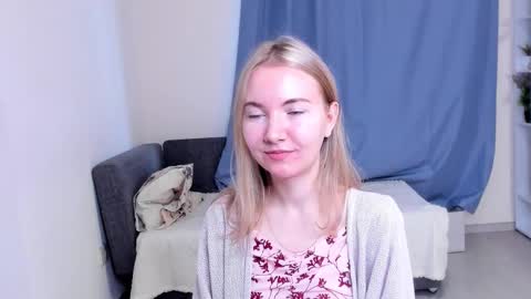 Alesia online show from November 2025 08:36:02 AM