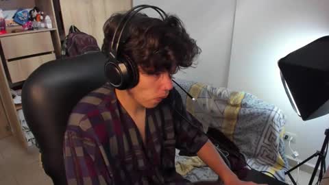 Snapshot of yurii_moody chatting on November 2025 06:31:02 PM yurii_moody online show from November 2025 06:31:02 PM