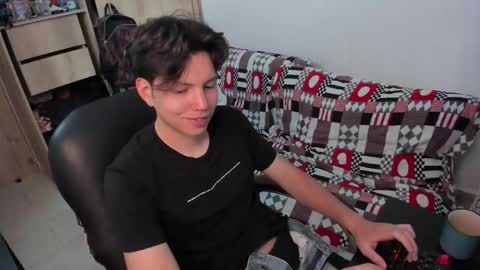 yurii_moody online show from December 2025 08:05:02 PM