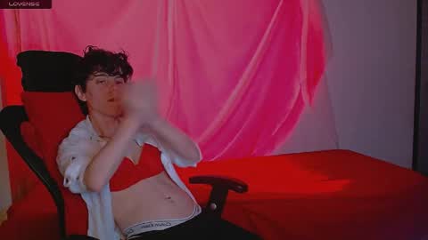 Yuyu online show from May 2026 10:04:01 PM