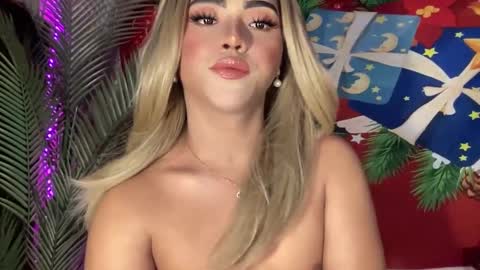 Snapshot of yvonne_guidotti chatting on December 2024 10:36:02 PM Miss Cali online show from December 2024 10:36:02 PM