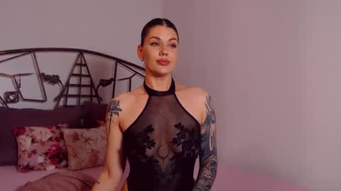 I V Y   online show from May 2026 08:49:02 PM