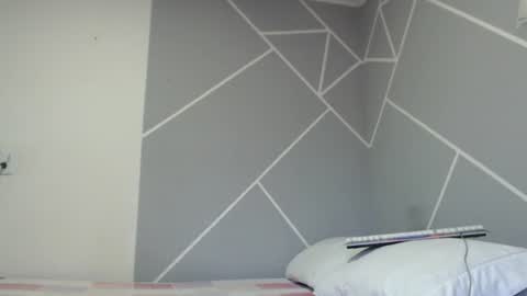 Zac efront online show from June 2026 10:31:01 PM