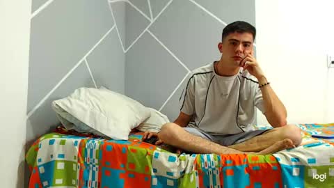 Zac efront online show from July 2026 03:52:01 AM