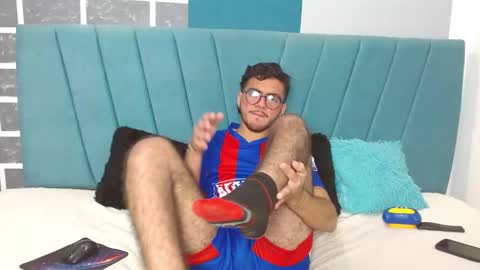 Zack  online show from December 2025 01:03:02 AM