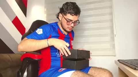 Zack  online show from February 2026 12:00:01 PM