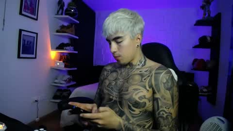 zac_muller1 online show from June 2026 04:52:02 AM
