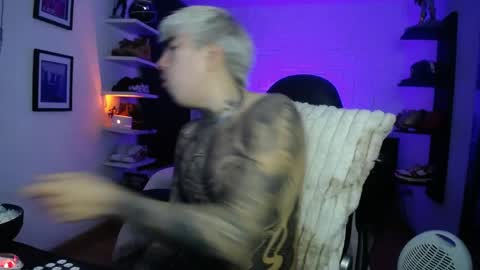zac_muller1 online show from June 2026 12:36:02 AM