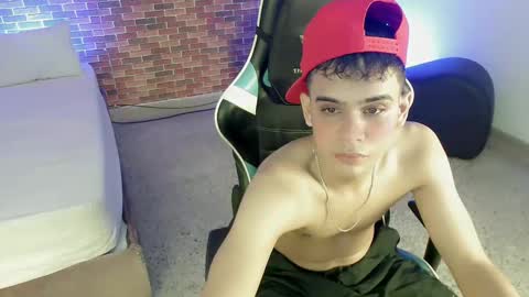 ZACARIAS online show from September 2025 04:07:01 PM