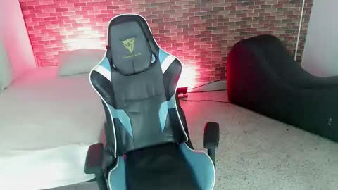 ZACARIAS online show from September 2025 03:08:02 AM