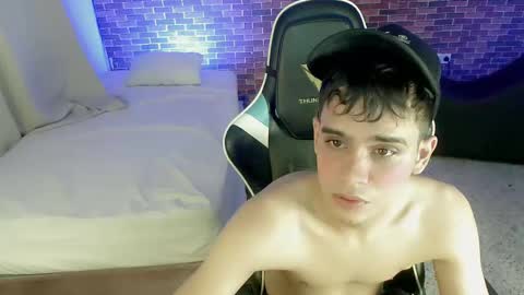 ZACARIAS online show from September 2025 04:06:02 AM