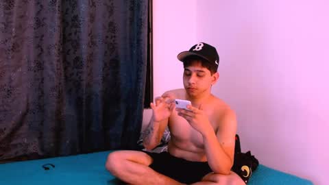 Snapshot of zacck_evans chatting on May 2026 03:13:01 AM zacck_evans online show from May 2026 03:13:01 AM