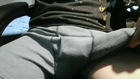 zach52590 online show from September 2025 04:31:02 PM