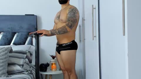 Snapshot of zack_froone chatting on November 2025 02:49:02 PM Richard online show from November 2025 02:49:02 PM