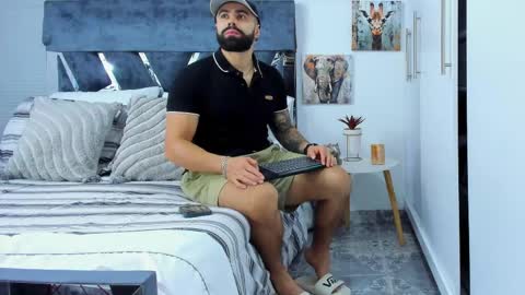 Snapshot of zack_froone chatting on May 2026 12:21:02 PM Richard online show from May 2026 12:21:02 PM