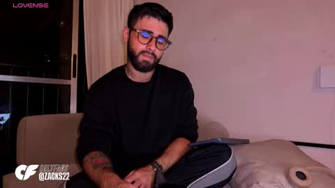 zack_sullivan22 online show from March 2026 06:18:01 AM