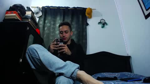 zackdriussyx online show from February 2025 04:57:02 AM