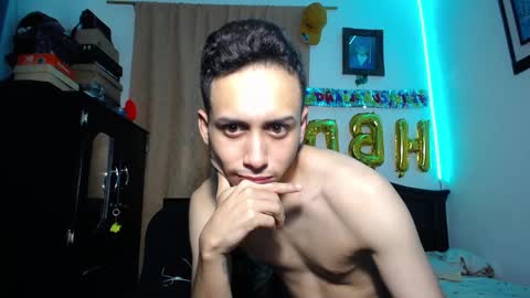 zackdriussyx online show from March 2025 10:00:02 AM