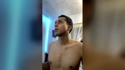 zackdriussyx online show from April 2026 11:25:01 PM